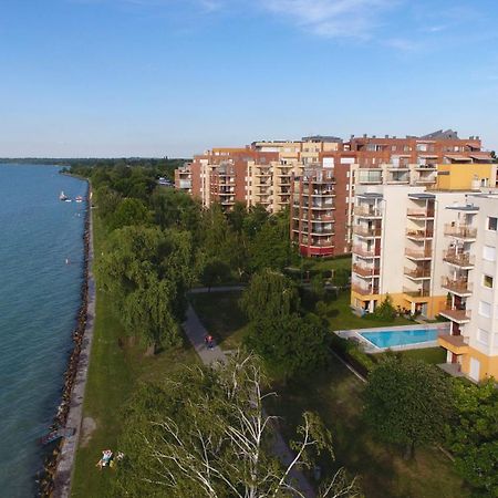 Viktoria Beach Apartman Gold 2. Siofok Exterior photo